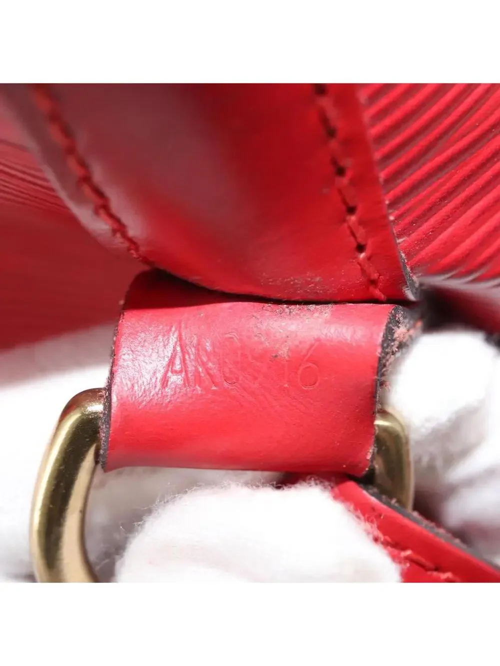 Louis Vuitton Epi Noe Shoulder Bag Red #344332L58B
